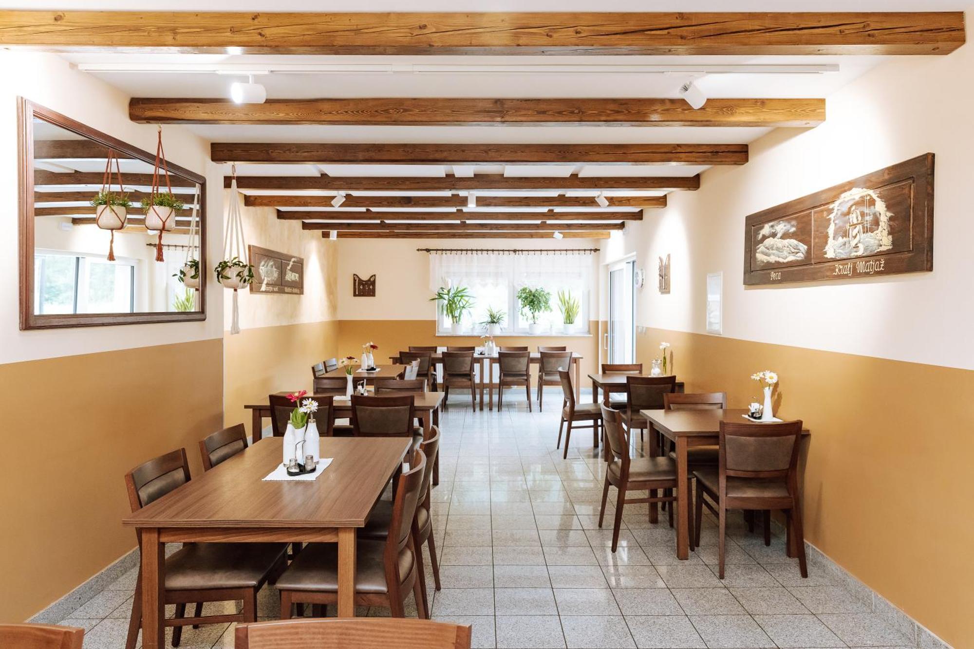 Gostisce Krivograd Hotel Prevalje Exterior photo